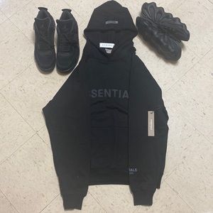 COPY - Black essentials hoodie Size large